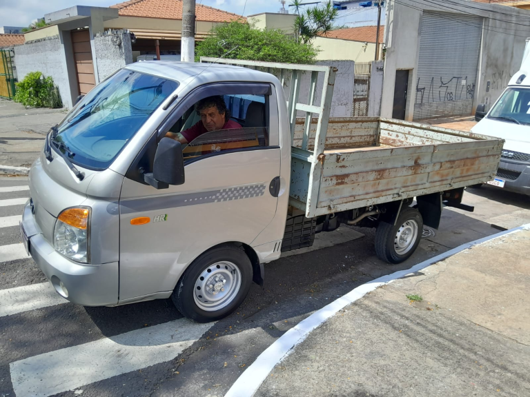 Caminhão HYUNDAI HR 2012