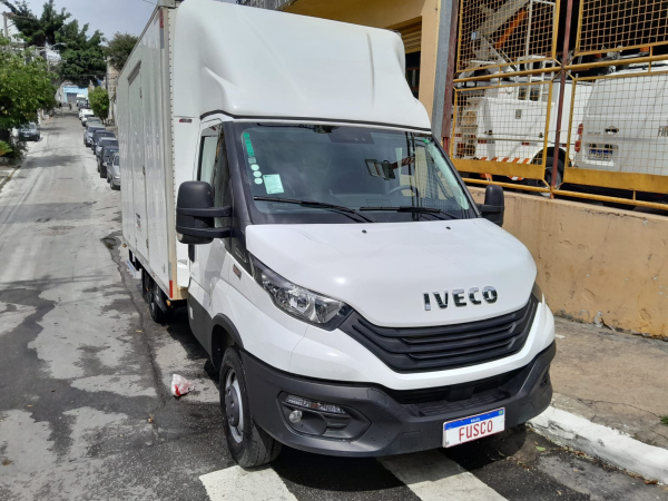 CAMINHÃO IVECO DAILY 35.160 2023 BAÚ