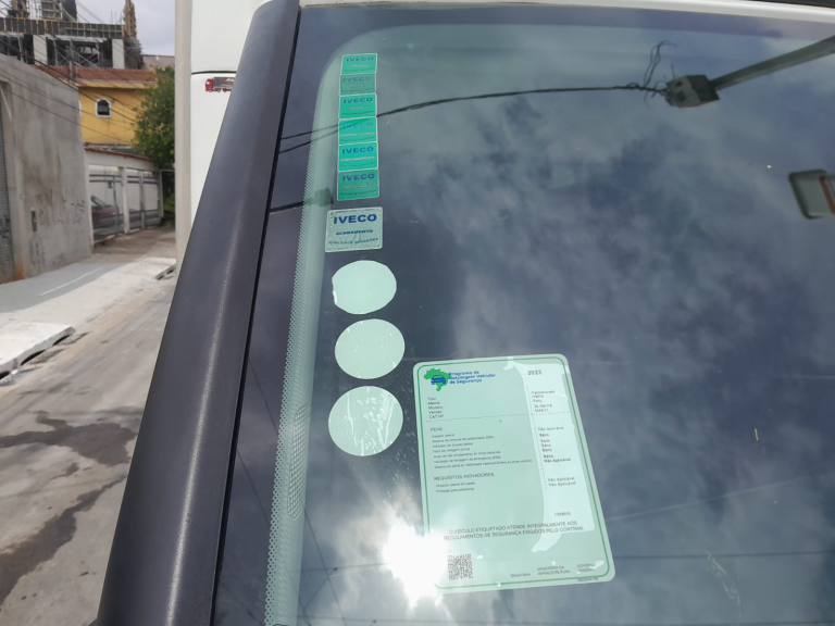 CAMINHÃO IVECO DAILY 35.160 2023 BAÚ