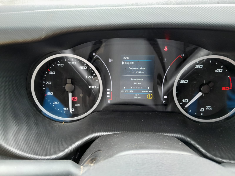 CAMINHÃO IVECO DAILY 35.160 2023 BAÚ