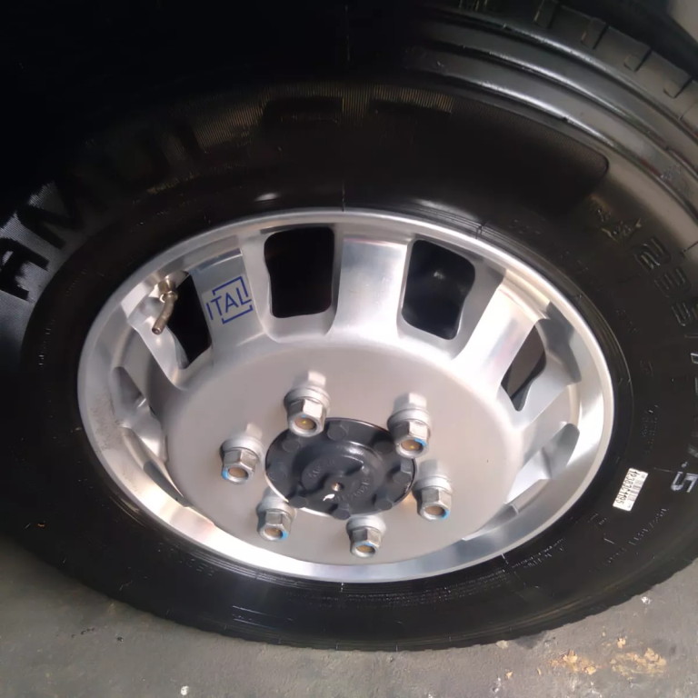 Caminhão Iveco Daily 35160 2023