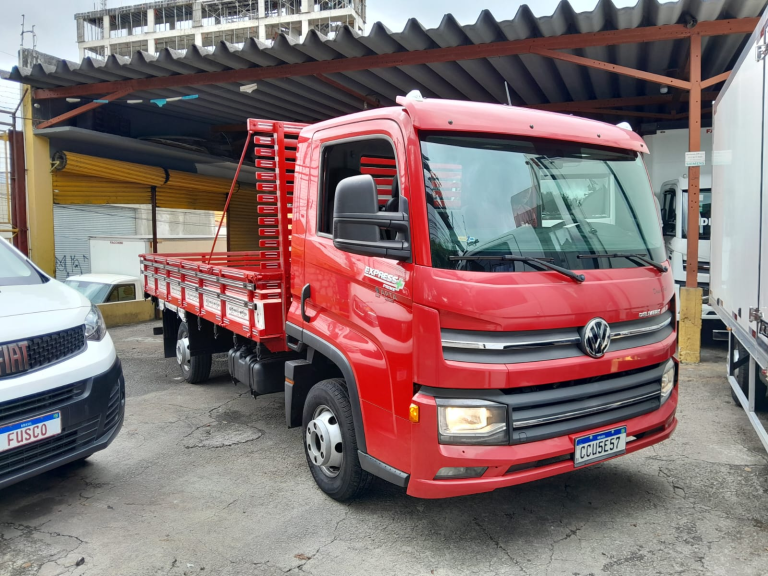 Caminhão VW delivery express + 2022