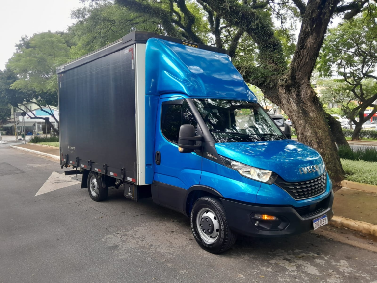 Caminhão IVECO daily 35.150 2022