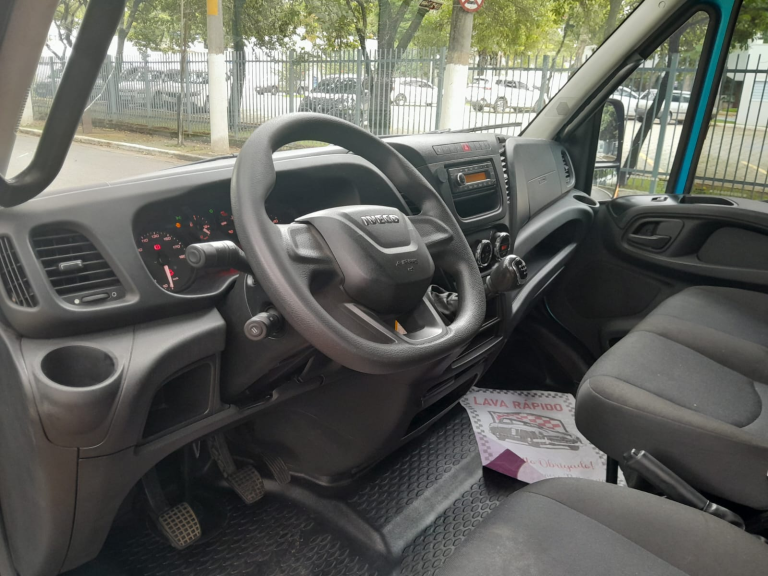 Caminhão IVECO daily 35.150 2022