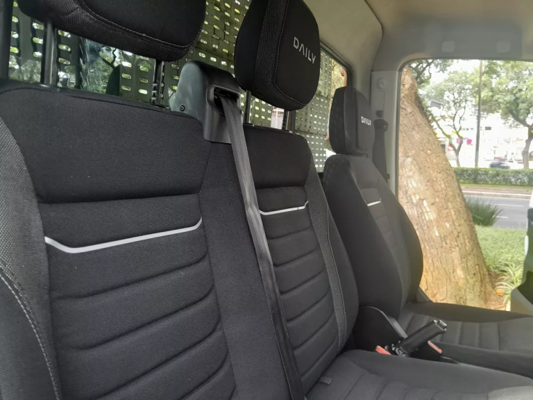 Caminhão Iveco Daily 35160 2023