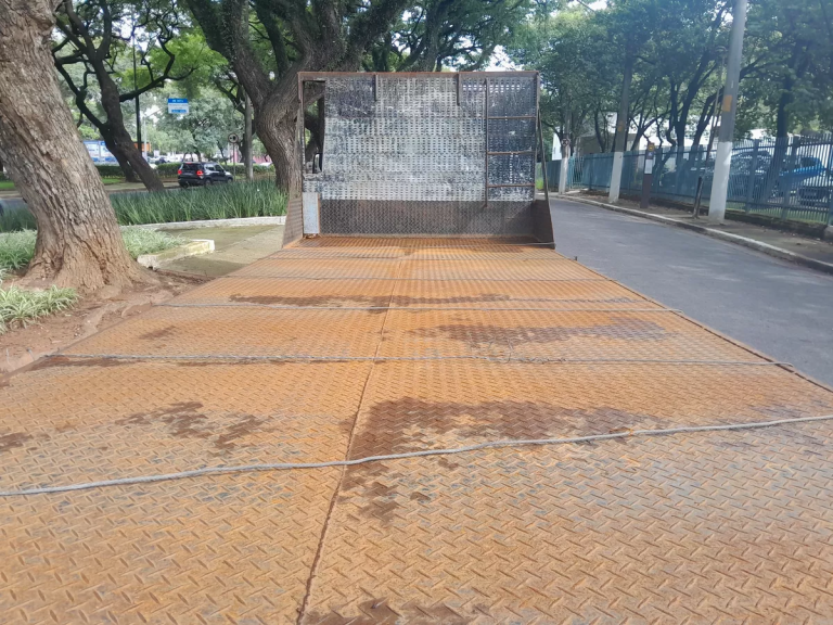 Caminhão Iveco Daily 35160 2023