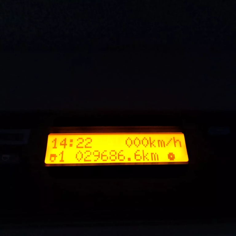 Caminhão Iveco Tector 9190 2023 Carroceria