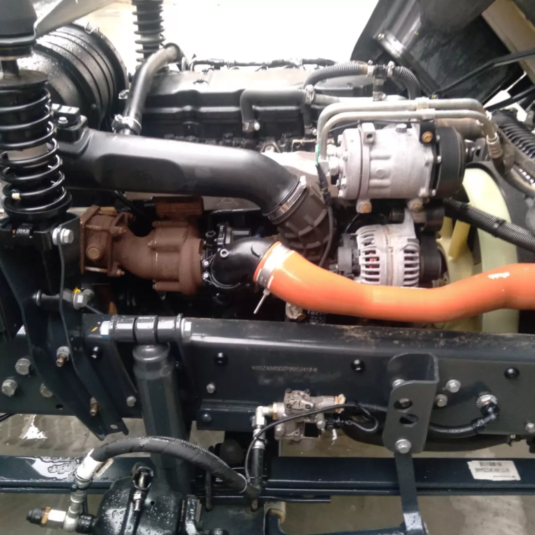 Caminhão Iveco Tector 9190 2023 Carroceria