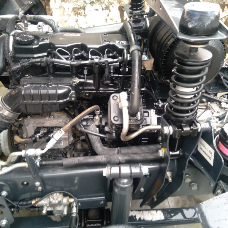 Caminhão Iveco Tector 9190 2023 Carroceria