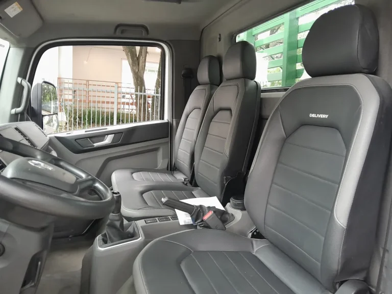 Caminhão volkswagen Delivery Express + 2022 Carroceria