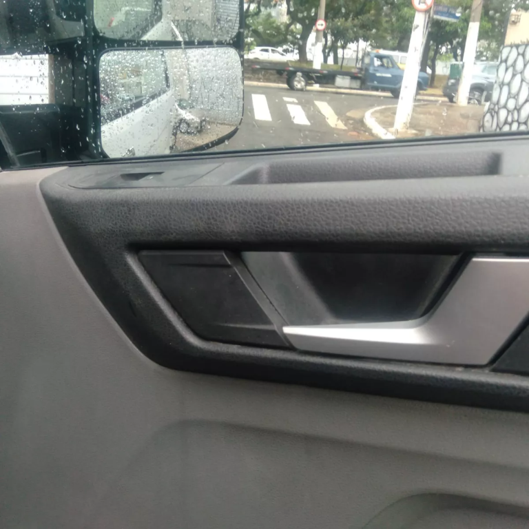 Caminhão volkswagen Delivery Express + 2022 Carroceria