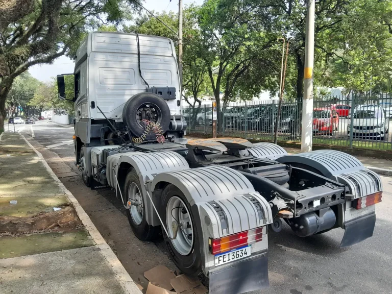 Caminhão mercedes-benz 2536 Axor 2013 6×2 Automático Caminhão mercedes-benz 2536 Axor 2013 6×2 Automático