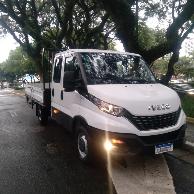 Caminhão Iveco Daily 45170 2023 Cabine Dupla