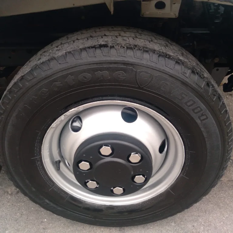 Caminhão Iveco Daily 35s14 2014 Baú Com Plataforma Traseira