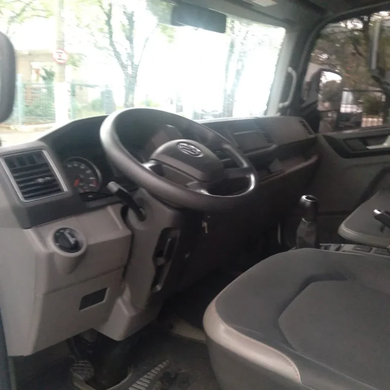 Caminhão Volkswagen Delivery Express + 2022