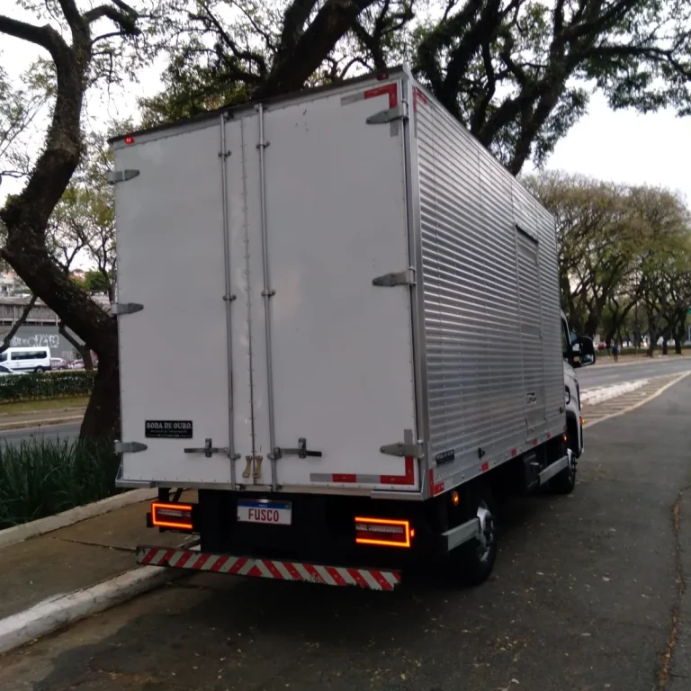Caminhão Volkswagen Delivery Express 2023 Baú Grande