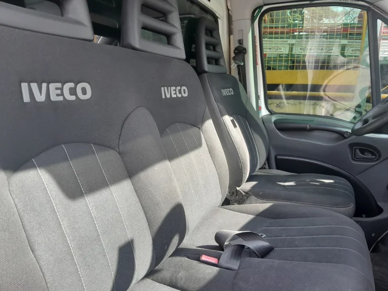 Caminhão Iveco Daily 35s14 2013 Baú Alumínio