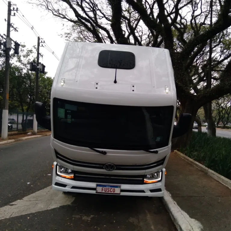 Caminhão Volkswagen Delivery Express 2023 Baú Grande