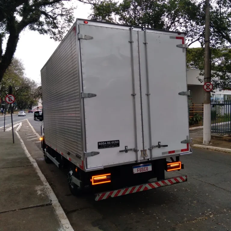 Caminhão Volkswagen Delivery Express 2023 Baú Grande