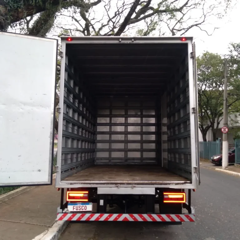 Caminhão Volkswagen Delivery Express 2023 Baú Grande