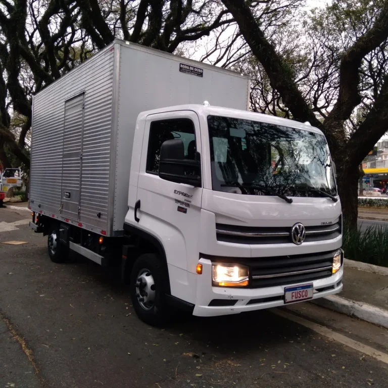 Caminhão Volkswagen Delivery Express 2023 Baú Grande