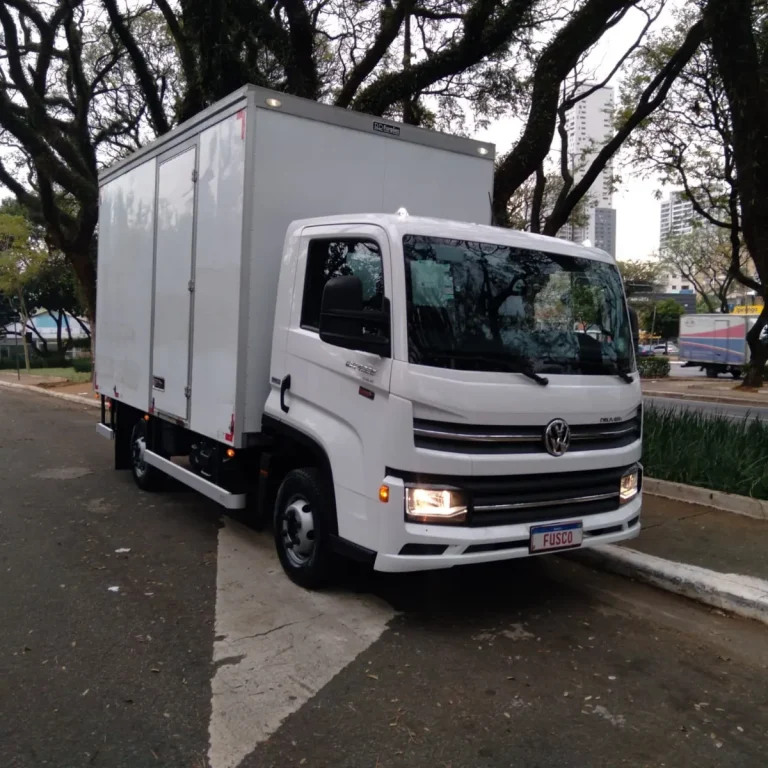 Caminhão Volkswagen Delivery Express 2023 Baú Grande