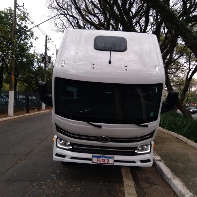Caminhão Volkswagen Delivery Express 2023 Baú Grande