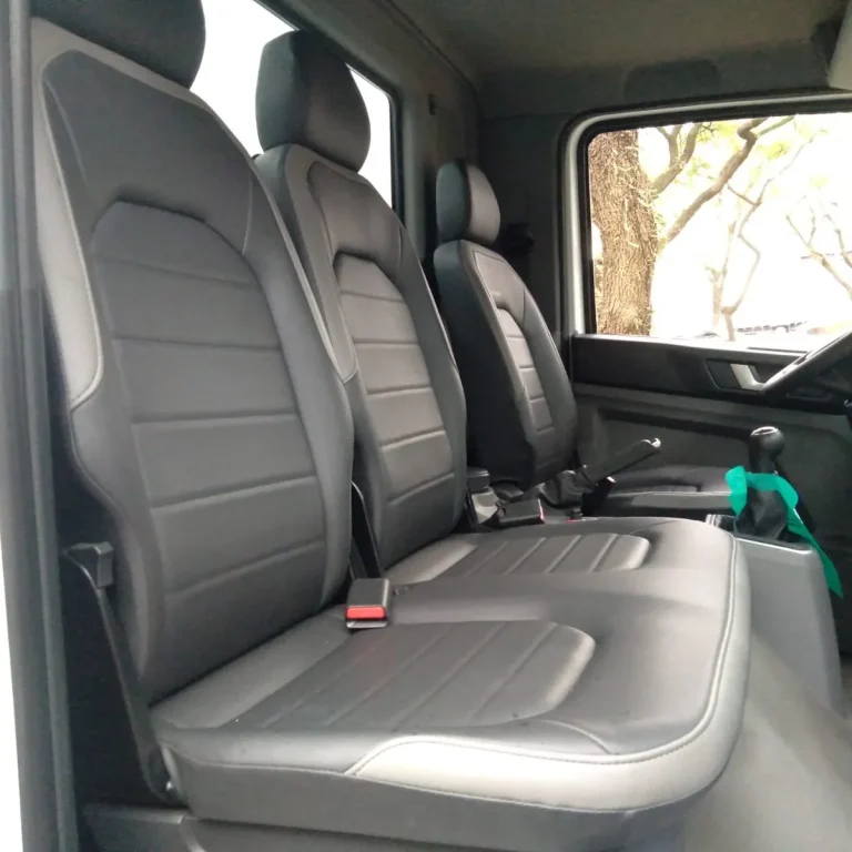 Caminhão Volkswagen Delivery Express 2023 Baú Grande