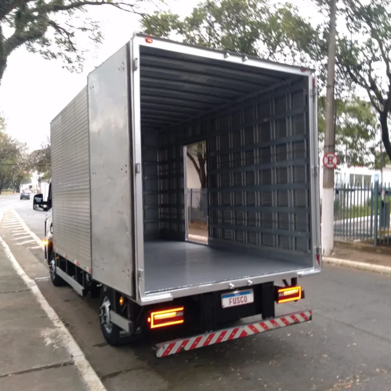 Caminhão Volkswagen Delivery Express 2023 Baú Grande