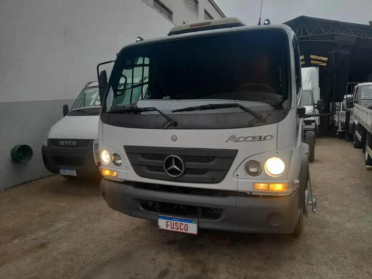Caminhão Mb Accelo 815 2018 Chassi