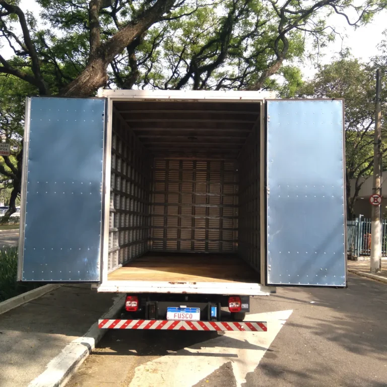 Caminhão Volkswagen Delivery Express 2023 Baú