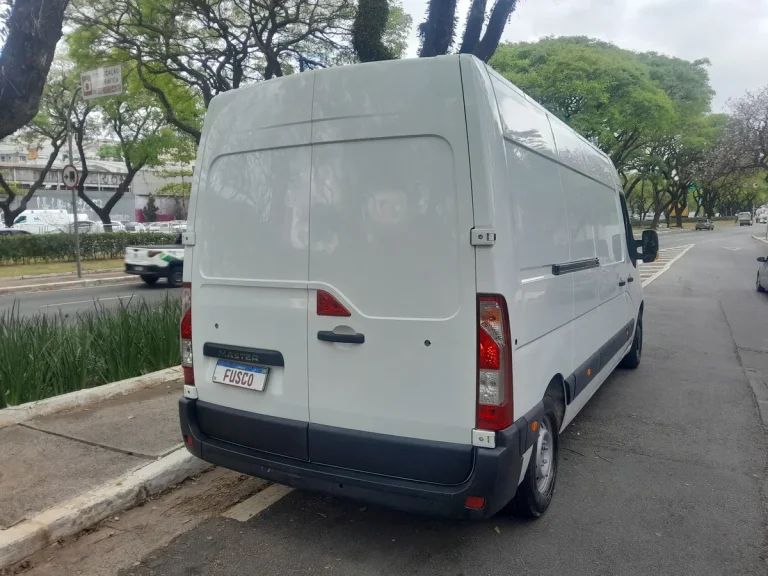 Renault Master Furgão 2.3 Extra L3h2 5p