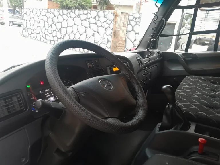 Caminhão Mb Accelo 815 2018 Chassi