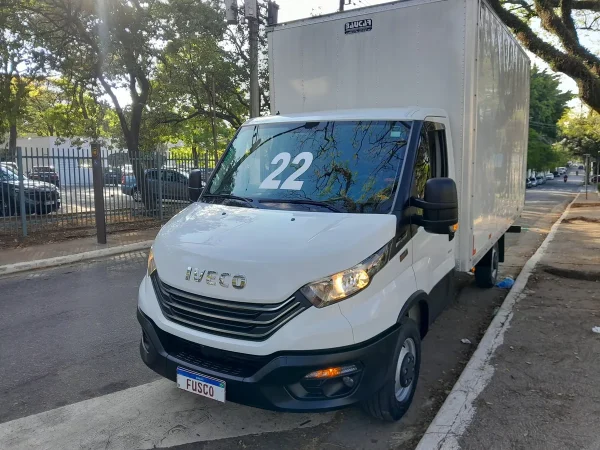 Caminhão Iveco Daily 35160 2022 Baú Grande
