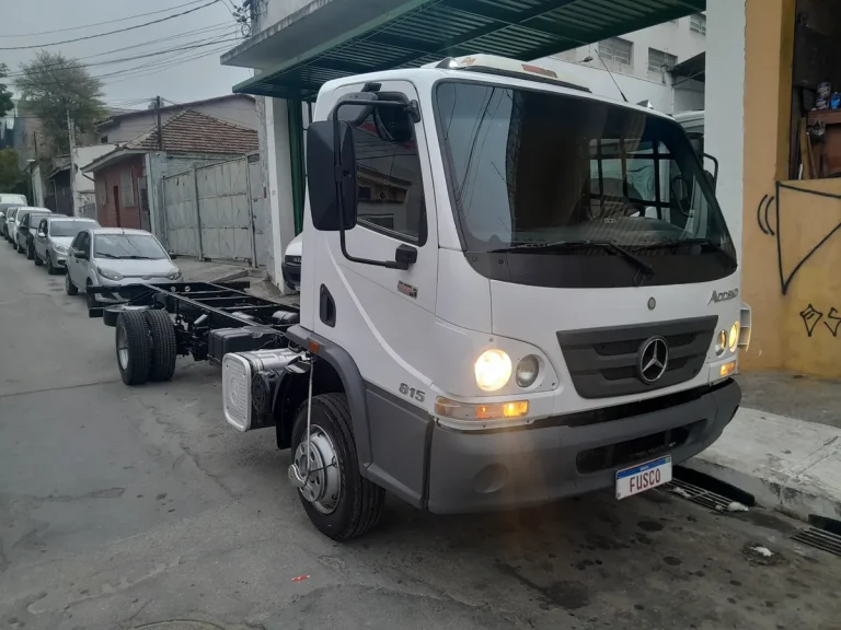 Caminhão Mb Accelo 815 2018 Chassi