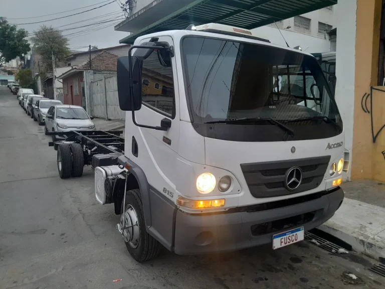 Caminhão Mb Accelo 815 2018 Chassi