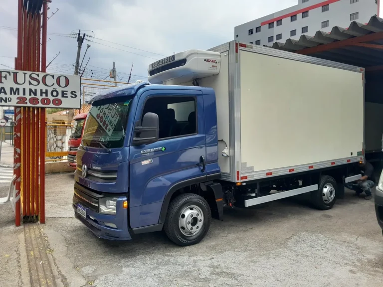 Caminhão Volkswagen Delivery Express Baú Refrigerado 2022