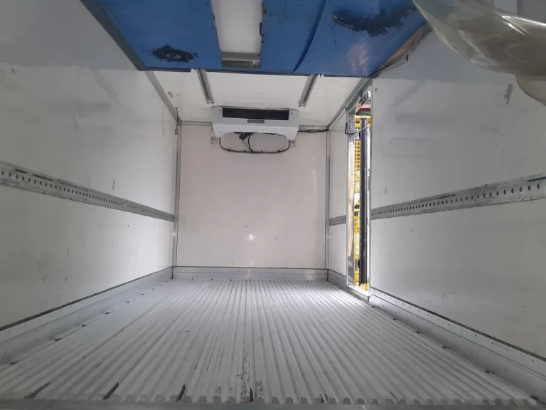 Caminhão Volkswagen Delivery Express Baú Refrigerado 2022