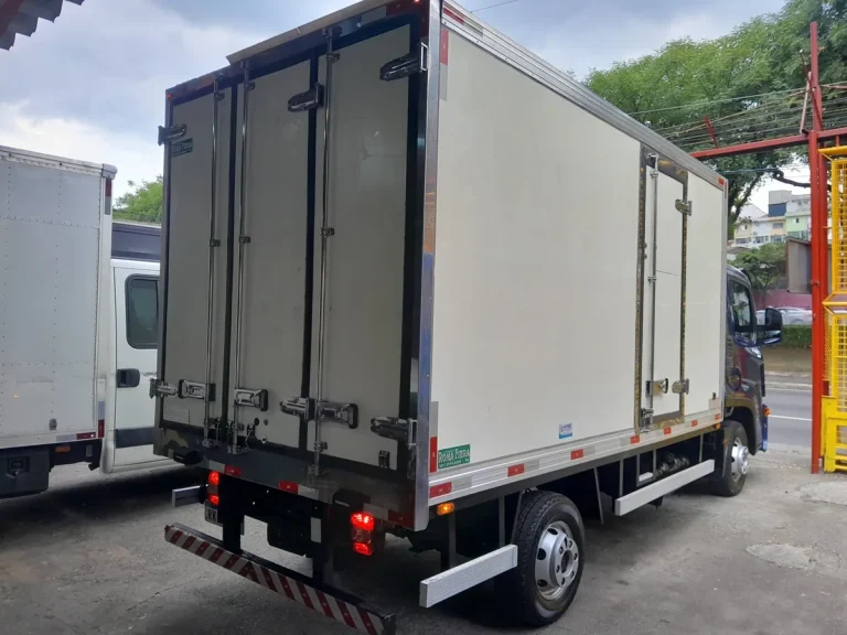 Caminhão Volkswagen Delivery Express Baú Refrigerado 2022