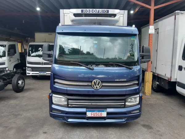 Caminhão Volkswagen Delivery Express Baú Refrigerado 2022