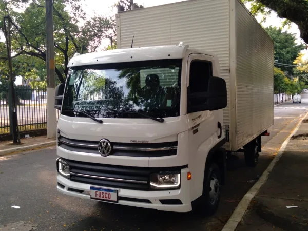 Caminhão Volkswagen Delivery Express 2024 Baú