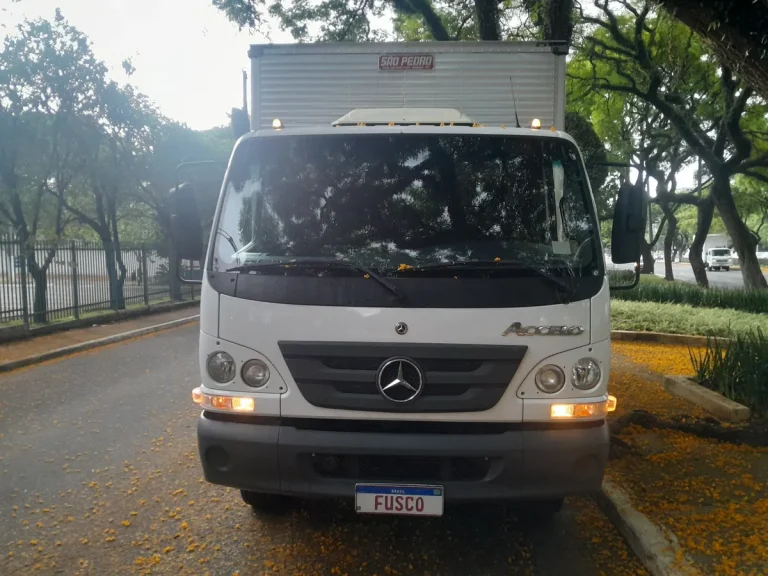 Caminhão Mercedes Benz Accelo 815 2022 Baú