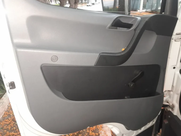 Caminhão Mercedes Benz Accelo 815 2022 Baú