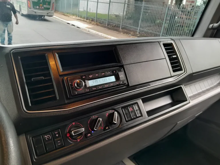 Caminhão Volkswagen Delivery Express 2022 Plataforma Guincho