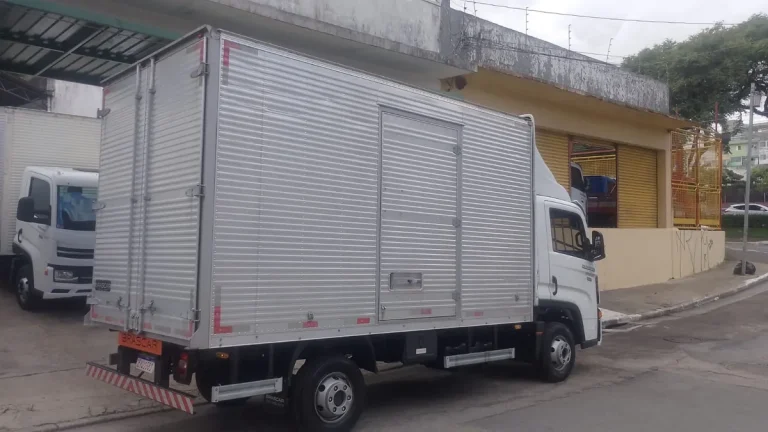 Caminhão Volkswagen Delivery Express+2022 Baú