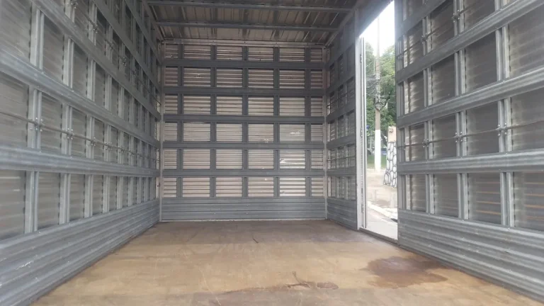 Caminhão Volkswagen Delivery Express+2022 Baú