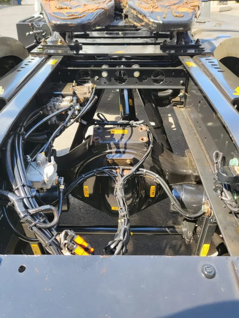 Caminhão Mb Axor 1933 2018