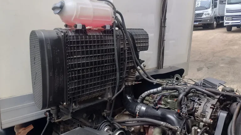 Caminhão Volkswagen Delivery Express 2020 Baú Refrigerado