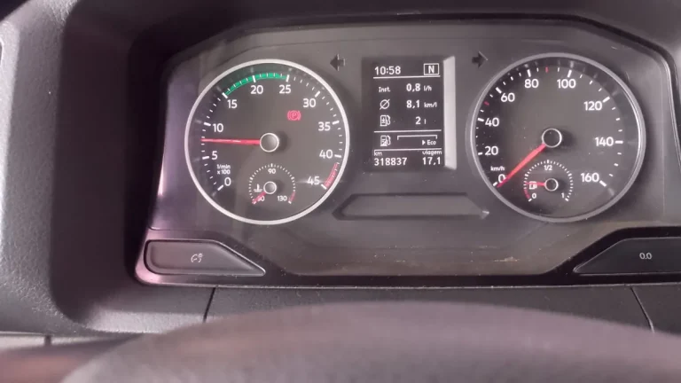 Caminhão Volkswagen Delivery Express 2020 Baú Refrigerado