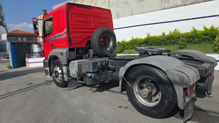 Mercedes-benz Axor 1933 2018 Leito